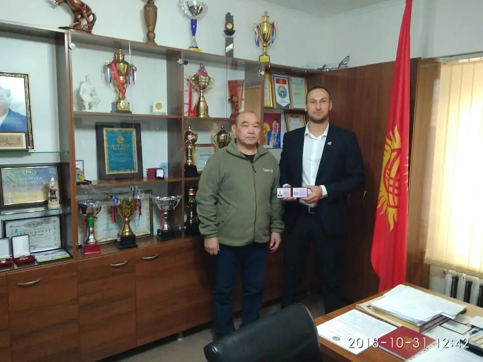 1-й Заслуженный тренер Кыргызской Республики по таэквондо WT Пономарев Дмитрий